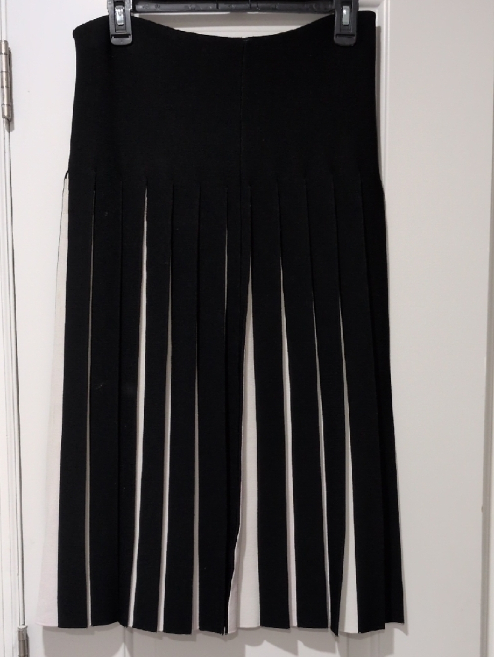 Apparalel Infiniti Skirt Size XL - Picture 6 of 6